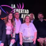 FIASCO EN EL DEBUT DEL ARMADO LIBERTARIO-BULLRICHISTA: TUVIERON QUE APILAR 100 SILLAS Y ESCONDER A MILMAN