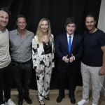 DEPORTISTAS ENTRE EL ÉXITO Y LA SILENCIOSA COMPLICIDAD CON EL SISTEMA CAPITALISTA