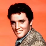 1935: NACE ELVIS PRESLEY, EL REY DEL ROCK AND ROLL QUE REVOLUCIONÓ LA MÚSICA MUNDIAL