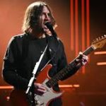 JOHN FRUSCIANTE: EL GENIO GITARRISTA DE RED HOT CHILI PEPPERS
